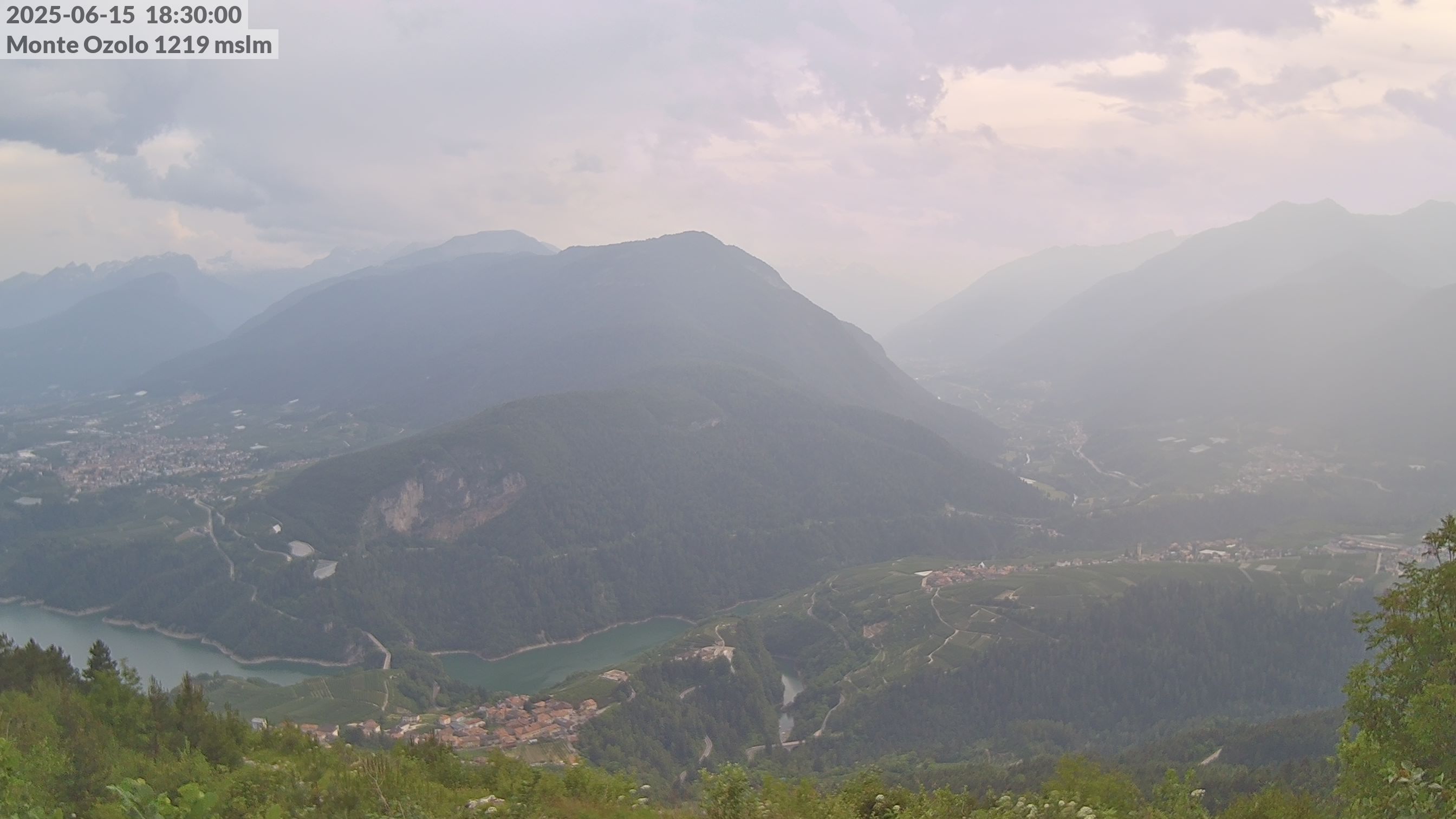immagine della webcam nei dintorni di Coredo: webcam Novella