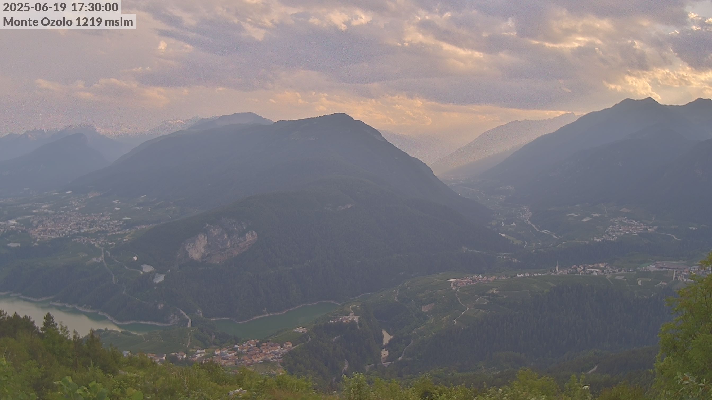 immagine della webcam nei dintorni di Ruffré Mendola: webcam Novella