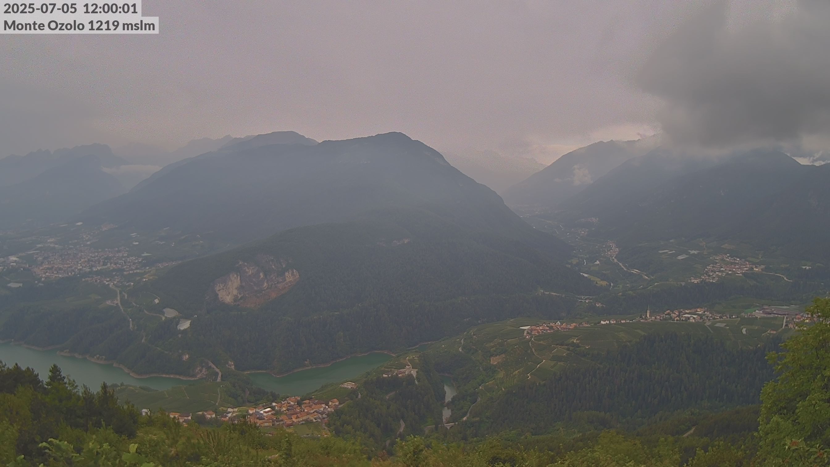 immagine della webcam nei dintorni di Ruffré Mendola: webcam Novella