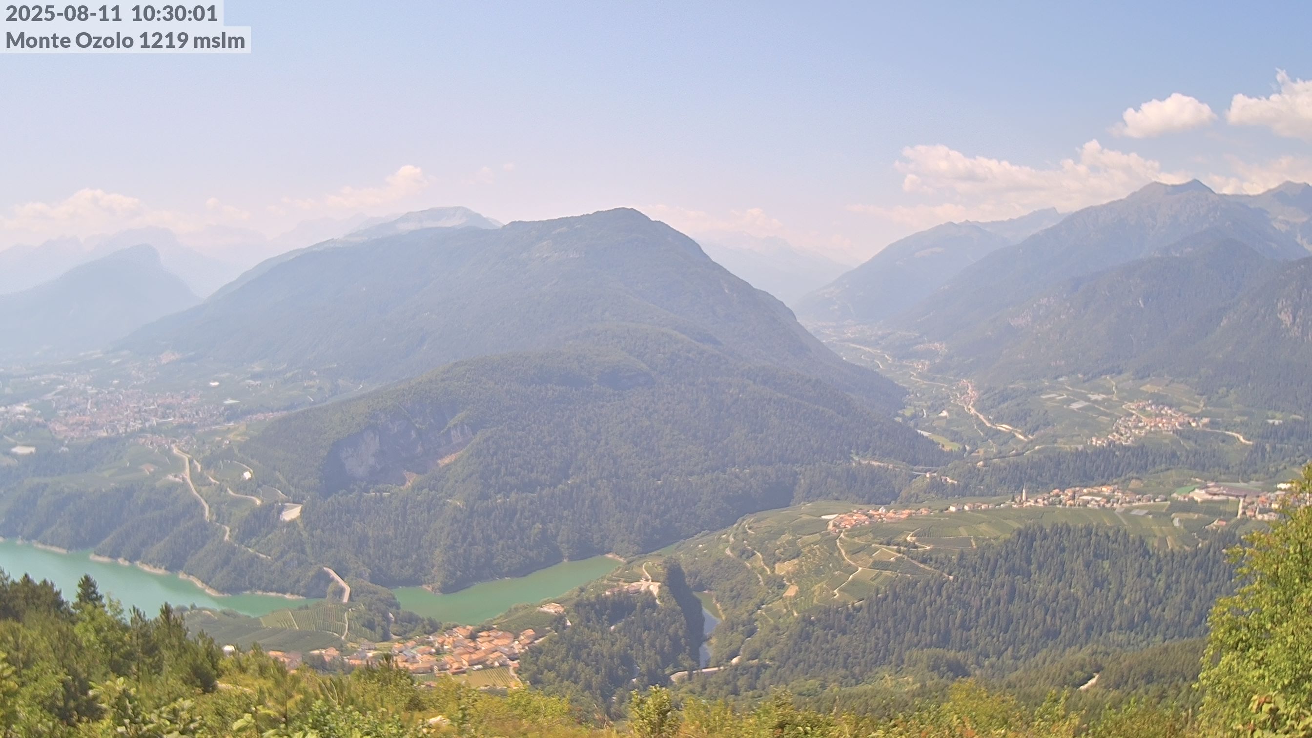 immagine della webcam nei dintorni di Terzolas: webcam Novella