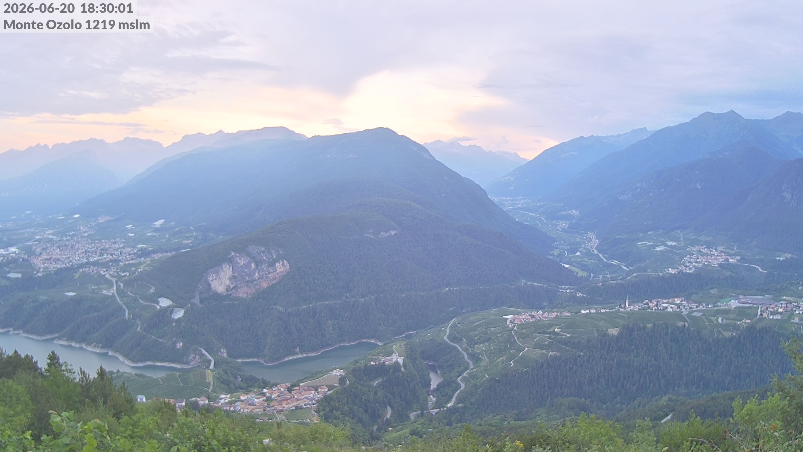 immagine della webcam nei dintorni di Ruffré Mendola: webcam Novella