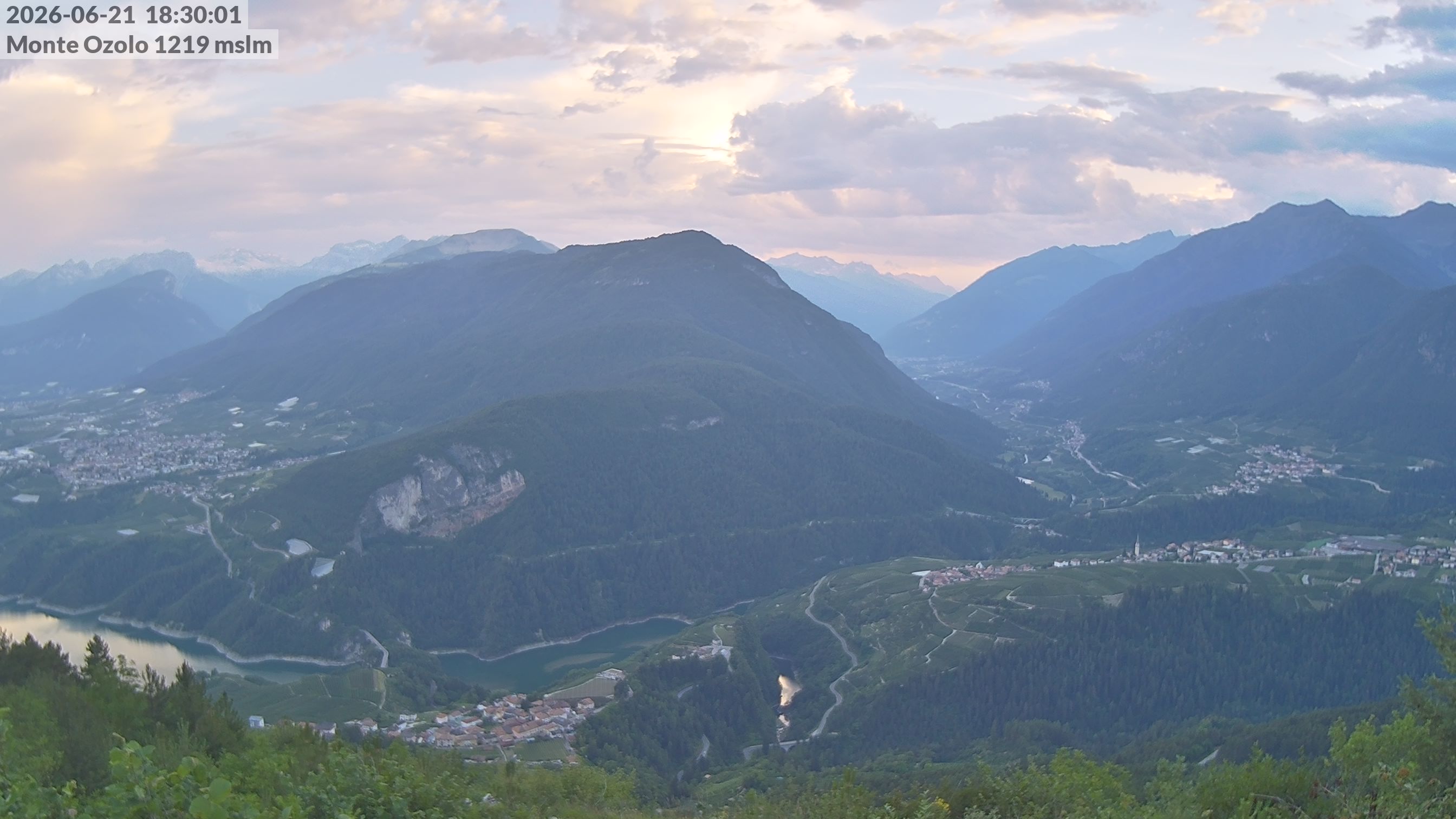 immagine della webcam nei dintorni di Dimaro Folgarida: webcam Novella