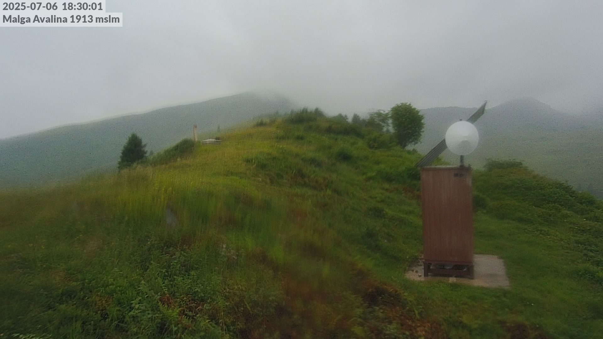 immagine della webcam nei dintorni di Saviore dell'Adamello: webcam Roncone