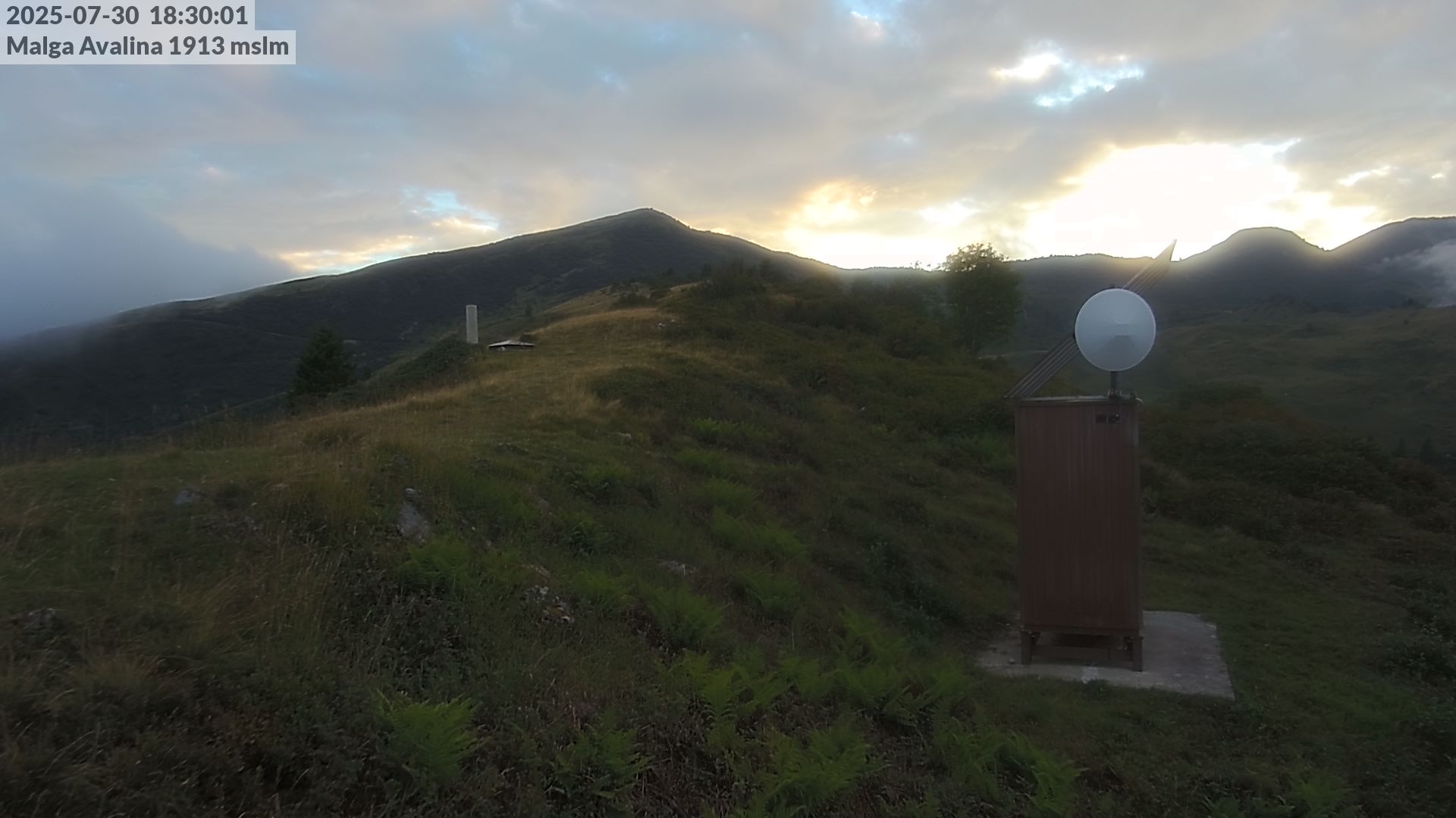 immagine della webcam nei dintorni di Tiarno di Sopra: webcam Roncone