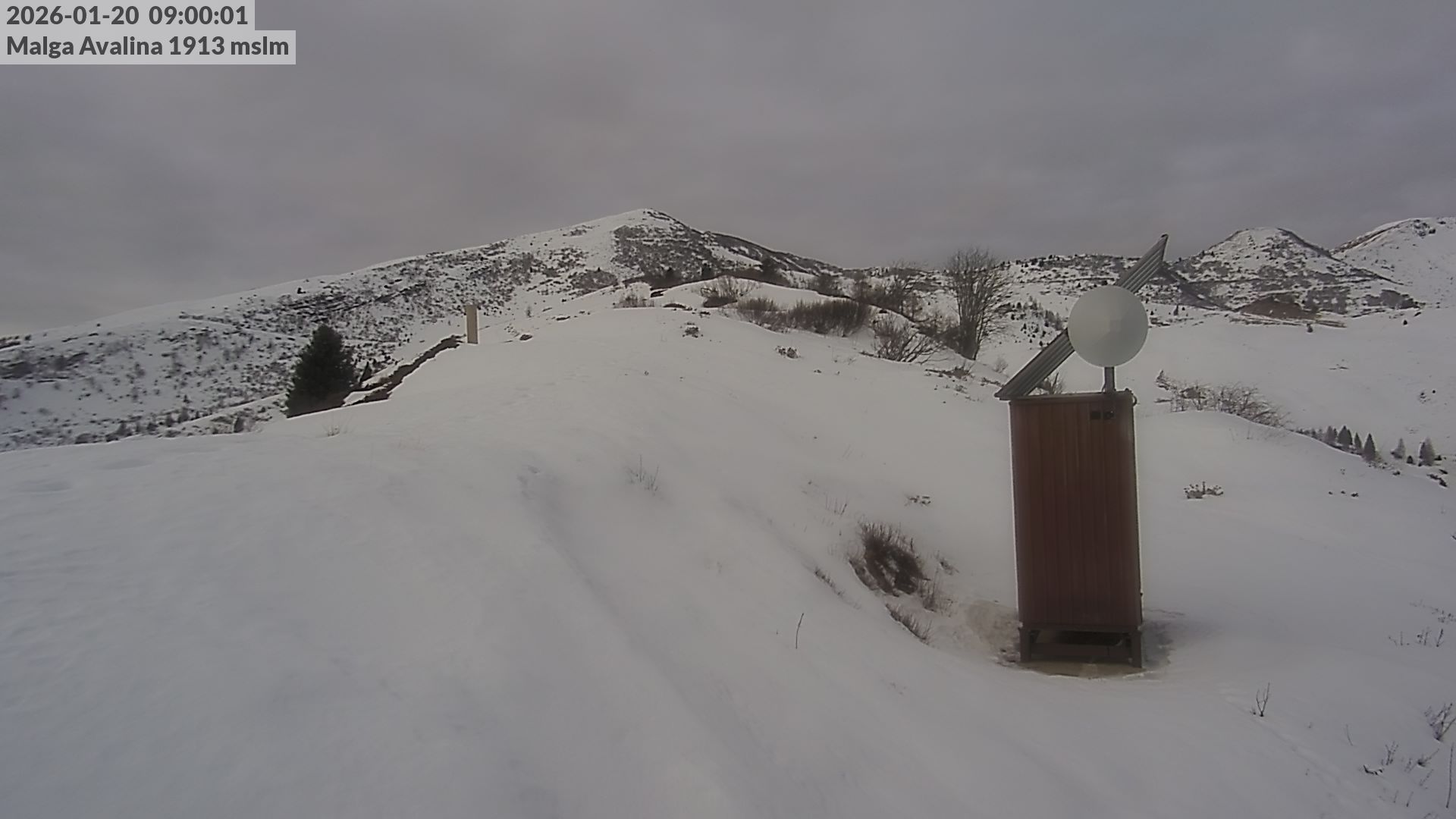 immagine della webcam nei dintorni di Molina di Ledro: webcam Roncone