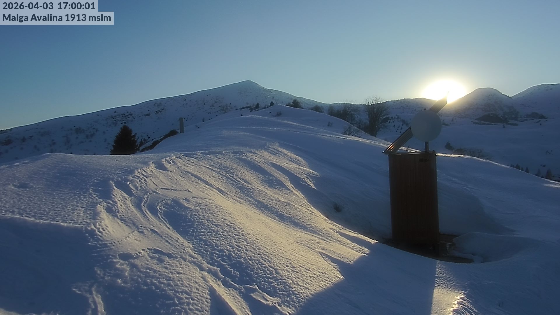 immagine della webcam nei dintorni di Saviore dell'Adamello: webcam Roncone