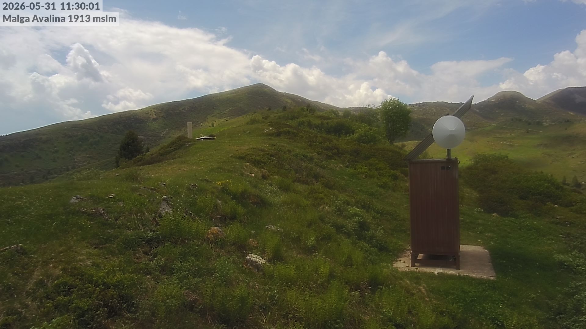 immagine della webcam nei dintorni di Saviore dell'Adamello: webcam Roncone