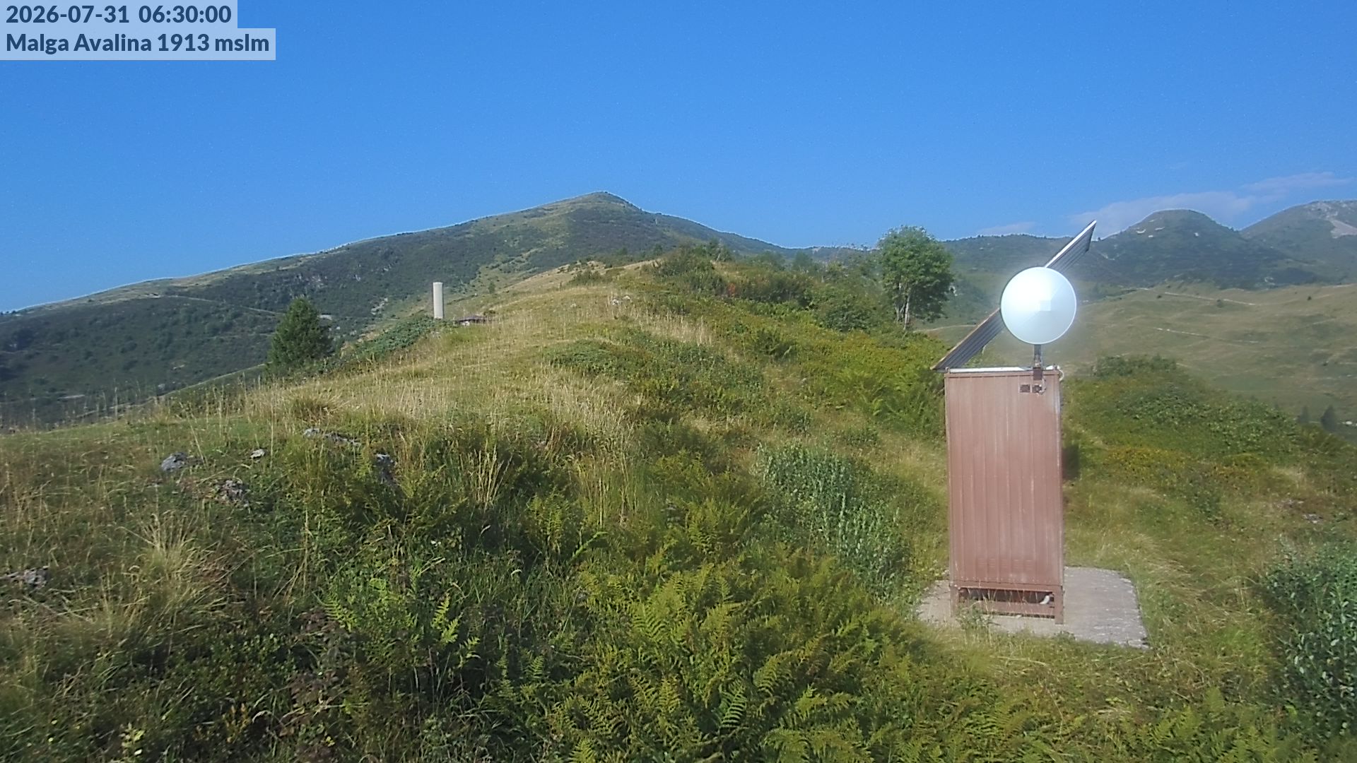 immagine della webcam nei dintorni di Pieve di Ledro: webcam Roncone